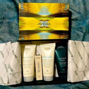 AVEDA Sample Kit